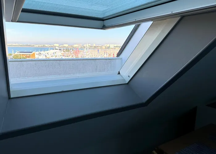 Апартаменты ღ Nautique - Vue Mer, Parking Prive Et Wifi Fibre Ла-Рошель